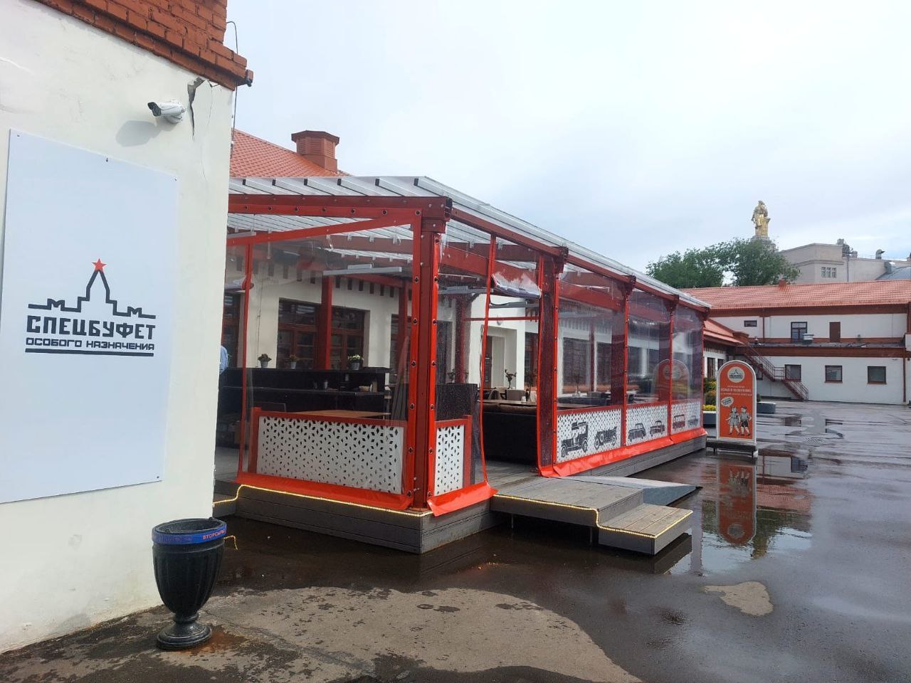 ПВХ шторы для летней террасы кафе в Павельце